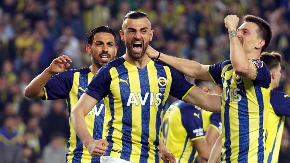 Dinamo Kiev Serdar Dursuna talip oldu