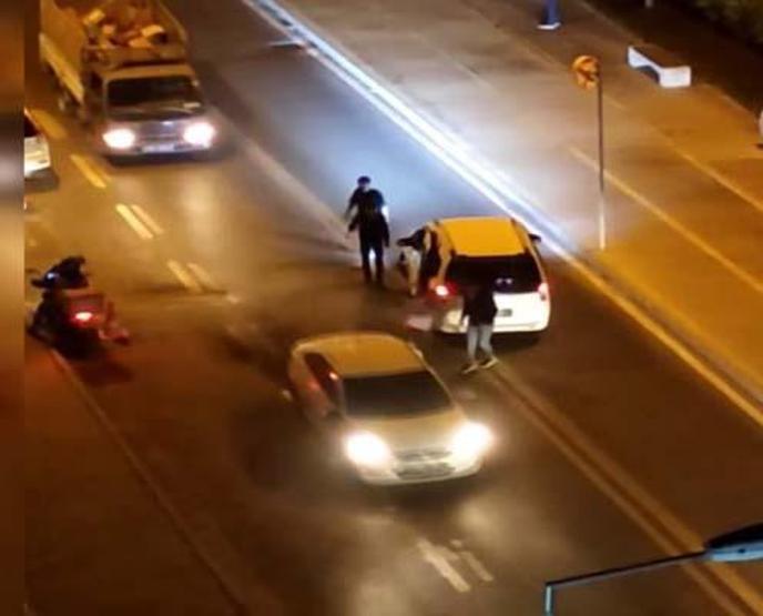 Beylikdüzünde kardeşine laf atanlara dehşeti yaşattı