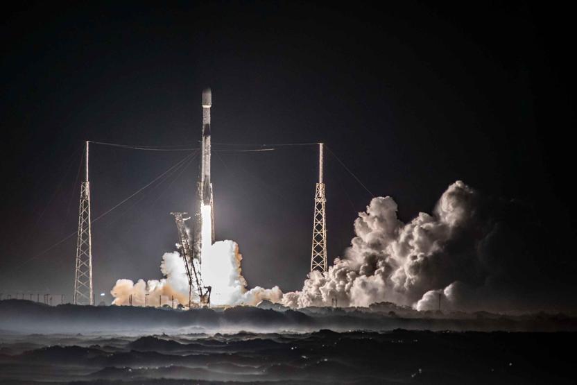SpaceX, uzaya 54 Starlink uydusu daha gönderdi