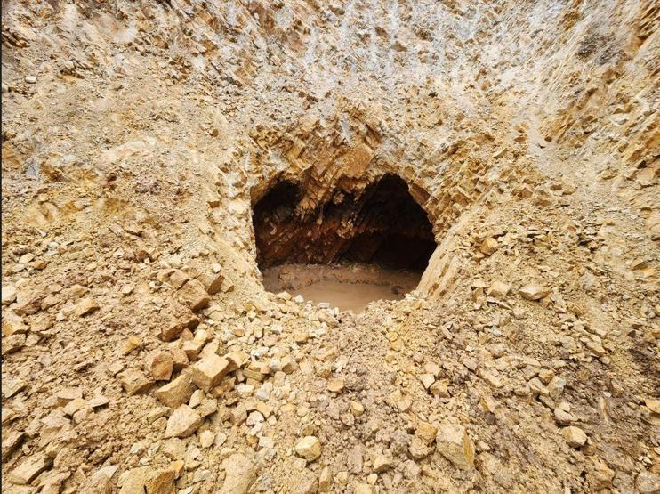 Yol yapım çalışması sırasında ortaya çıktı: Ekipler bölgeye sevk edildi
