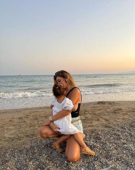 Hande Erçelin yeğeni Aylin Mavinin sözleri duygulandırdı