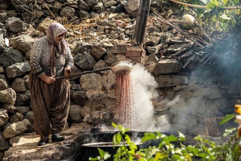 Yüzyıllardır aynı yöntemle kaynatılıyor B1 ve B2 vitaminleri, kalsiyum, potasyum ve magnezyum deposu Şifası saymakla bitmiyor
