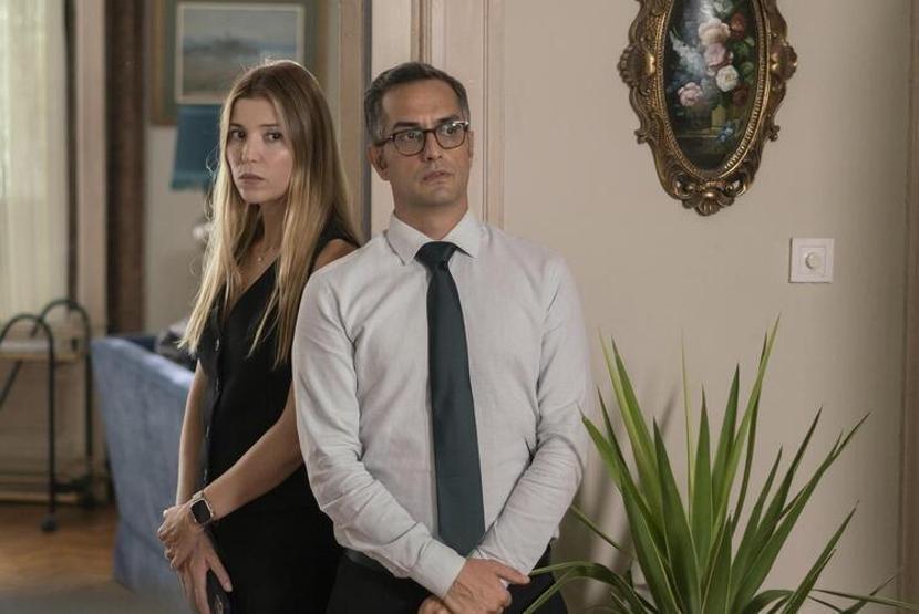 Camdaki Kız son bölümde Feride, aradığı izi buldu