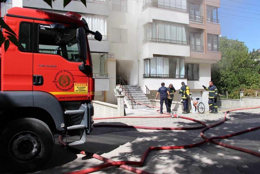 Evdeki halıları kirleten itfaiye eri helallik istedi: Aldığı cevapla şoke oldu