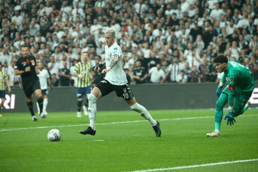 Beşiktaş-Fenerbahçe maçı ilklere sahne oldu