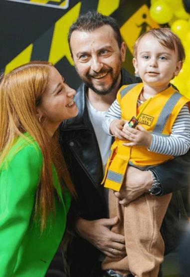 Hazal Kaya ve Ali Atay rotayı Ayvalık’a çevirdi