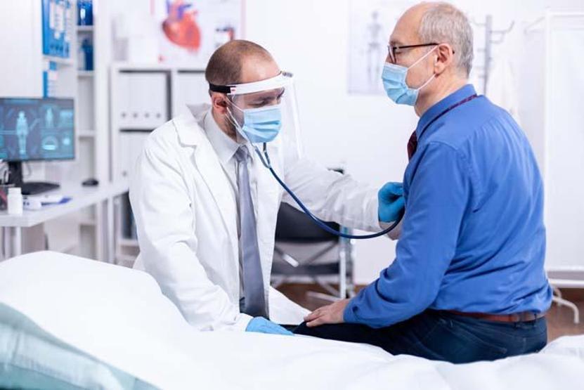 Prof. Dr. Tevfik Özlüden grip ve Kovid-19 uyarısı