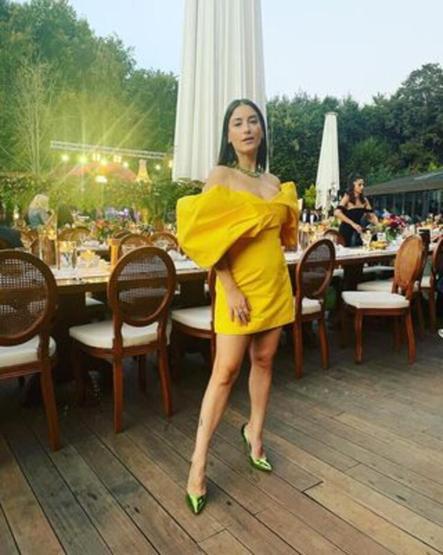 Hazal Kaya bebeğinin ilk adına yaptığı anketle karar verdi