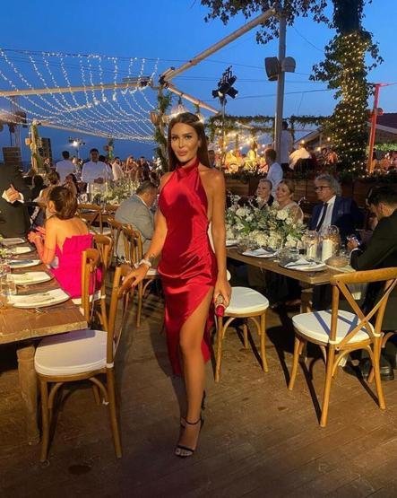 Selin Ciğercinin yeni sevgilisinin eski nişanlısından bomba paylaşım