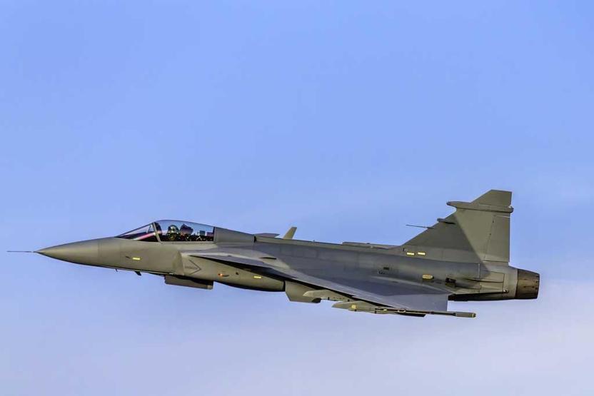 Amerikan F-35lerine rakip savaş uçağı ürettiler: Gripenler neden tercih edilmiyor
