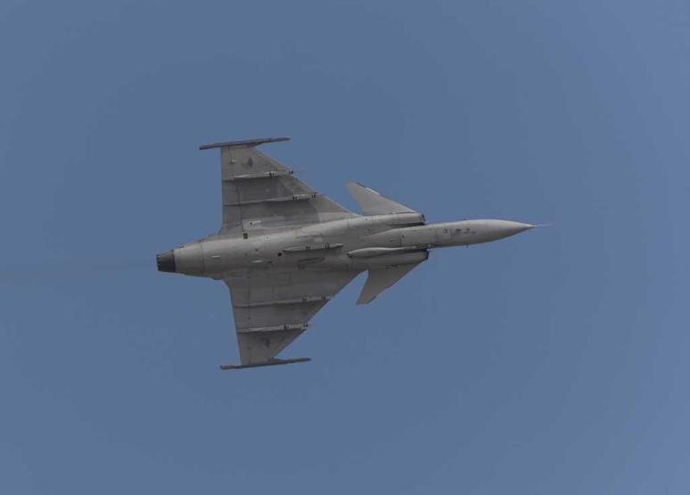 Amerikan F-35lerine rakip savaş uçağı ürettiler: Gripenler neden tercih edilmiyor