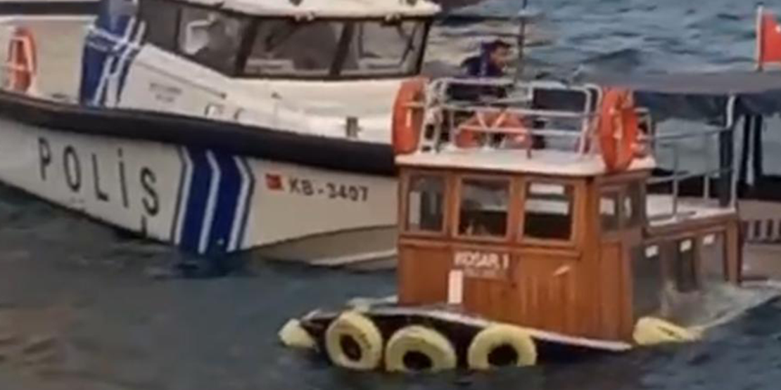 Beyoğlunda batan teknedekileri deniz polisi kurtardı