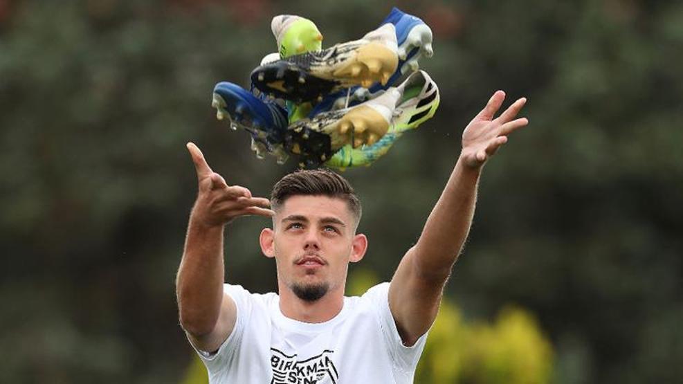 Beşiktaşlı Monterodan ayrılık açıklaması