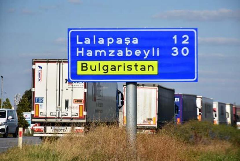 Hamzabeyli Sınır Kapısı’nda 33 kilometre TIR kuyruğu