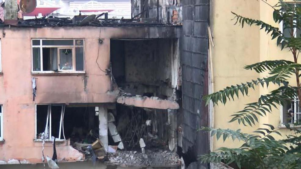 Kadıköyde patlama Etkisi gün ağarınca ortaya çıktı