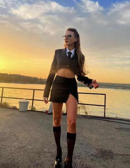 Serenay Sarıkaya: İlişkilere bodoslama dalıyorum