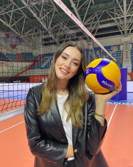Zehra Güneş, Survivorın yıldız yarışmacısıyla kuzen çıktı