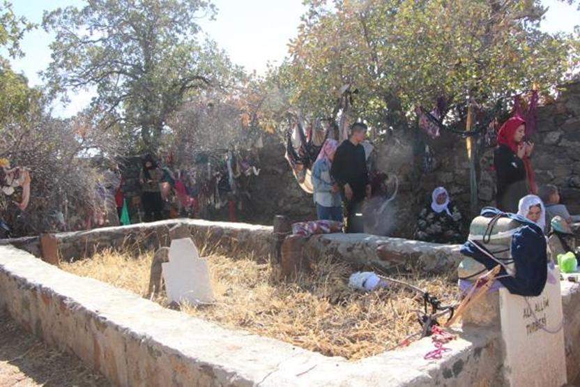 Dev kazanlarda yemekler pişirildi 1400 yıllık gelenek yeniden başladı