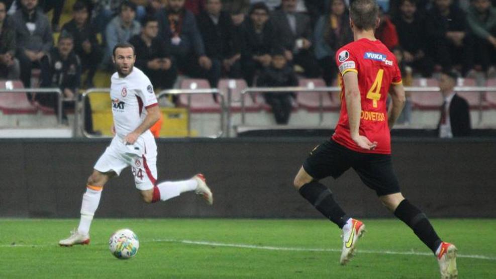 Galatasarayda bitmeyen arayışlar can yaktı