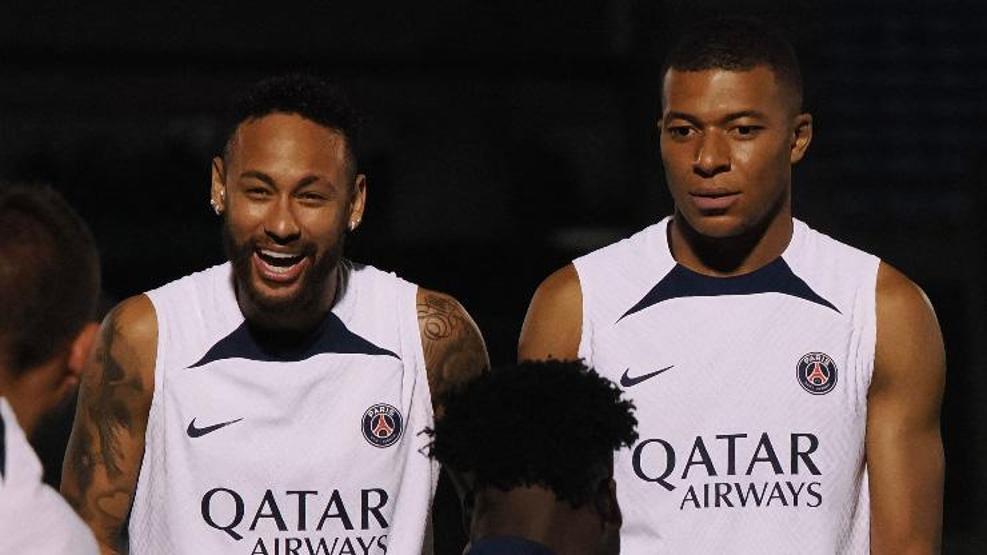 Mbappe, Neymarı PSGde istemiyor