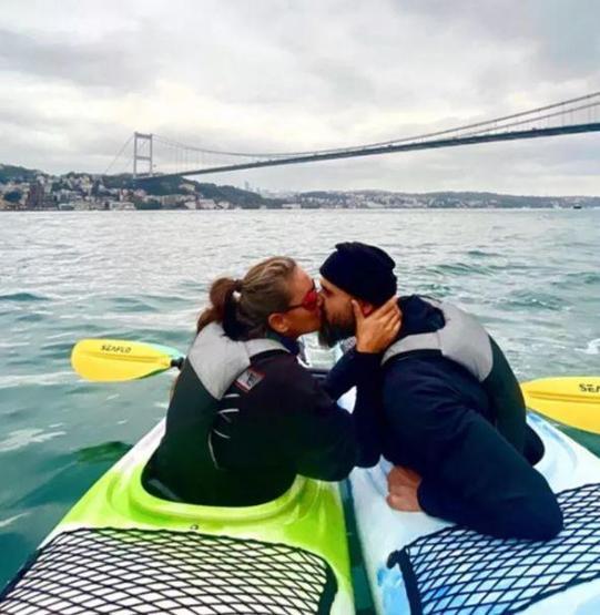 Eda Taşpınar, Boğazda aşka geldi