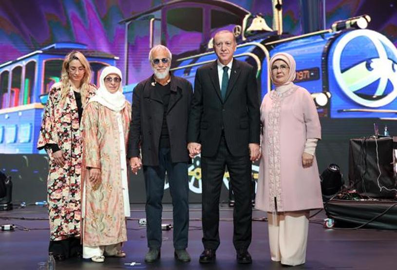 Cumhurbaşkanı Erdoğan, Yusuf İslamın konserine katıldı