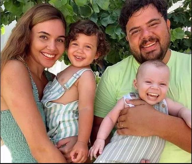 Berfu Yenenlerden takipçisine tokat gibi yanıt