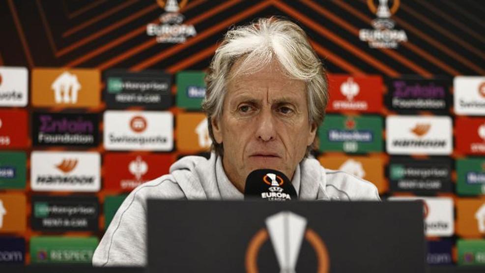 Fenerbahçede Ali Koçtan Jorge Jesusa yeni sözleşme teklifi İşte Jesusun cevabı...