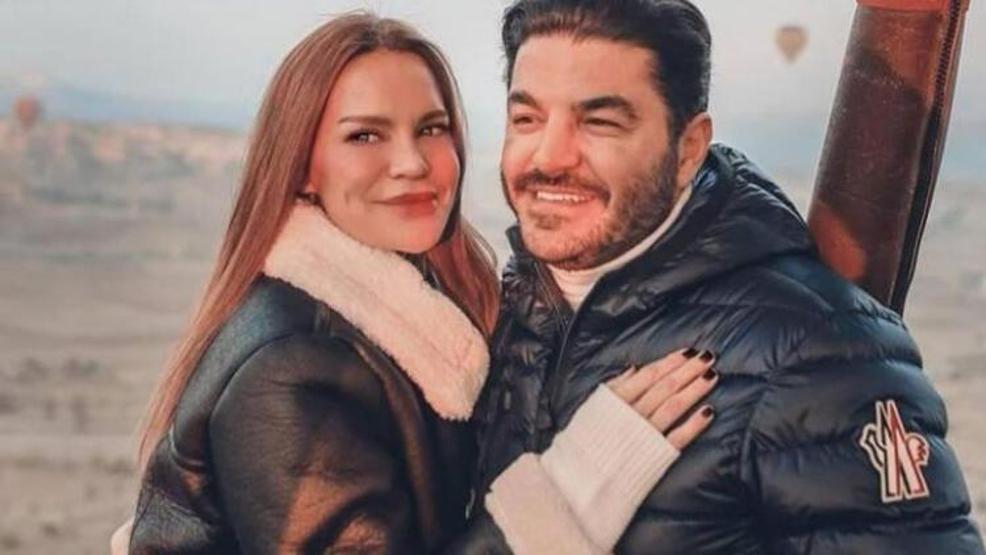 Ebru Şallıdan tatil pozları