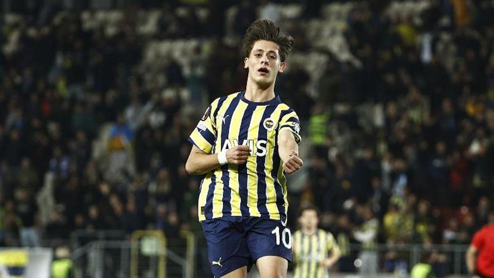 Dinamo Kiev Fenerbahçe maçına damga vurdu Arda Gülerden iki rekor birden