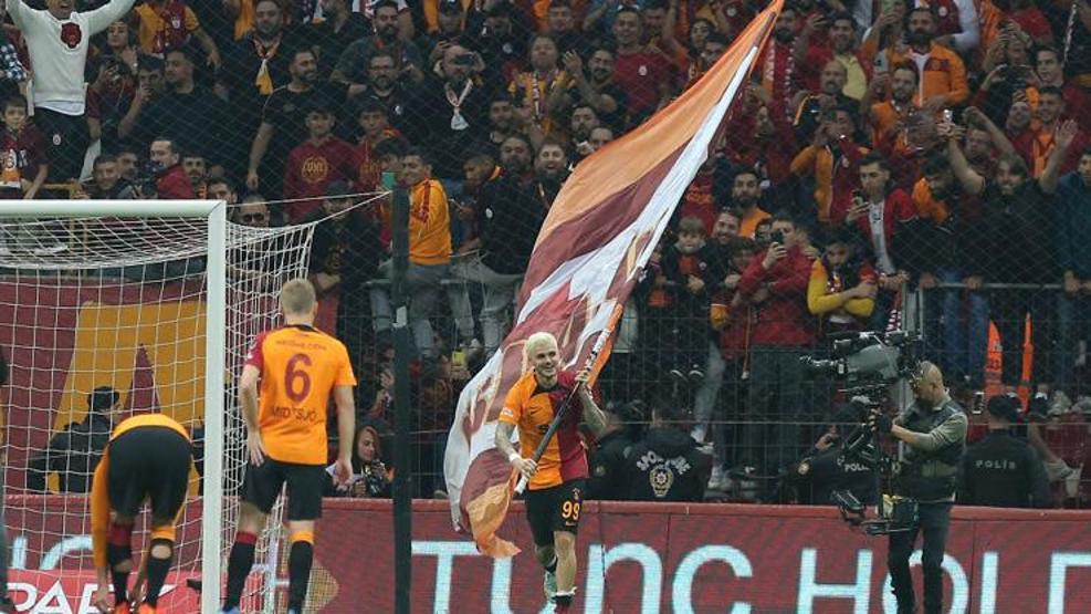 Icardi Galatasarayda kalacak mı Beşiktaşı devirdi Derbi sonrası flaş açıklama