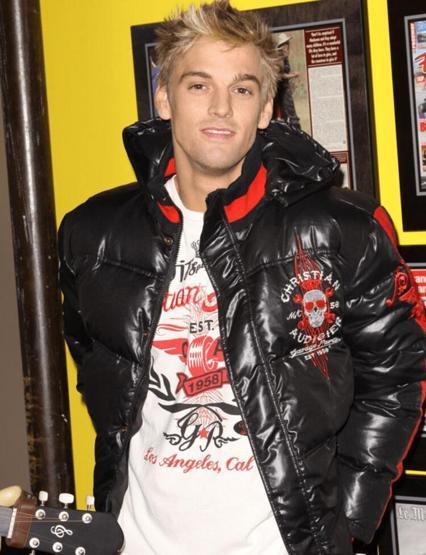 Bir zamanların çocuk yıldızıydı… Ünlü şarkıcı Aaron Carter küvette ölü bulundu