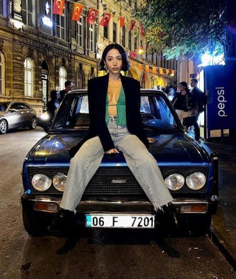 Konseri terk eden Zeynep Bastık açıklama yaptı