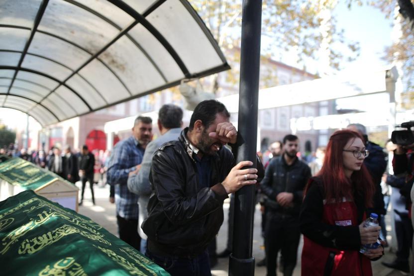 Bursada büyük acı... 9 tabut yan yana