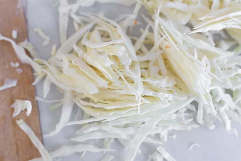 Kış aylarının vitamin ve mineral deposu Yemeği, salatası, turşusu yapılan beyaz lahananın faydaları
