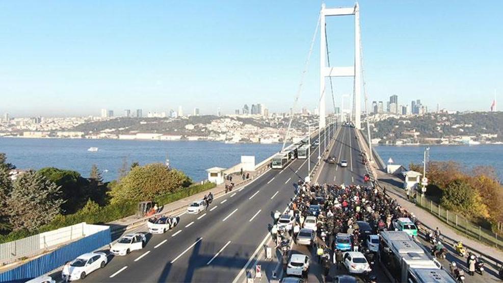 Türkiye Atasını anıyor Yurdun dört bir yanından kareler
