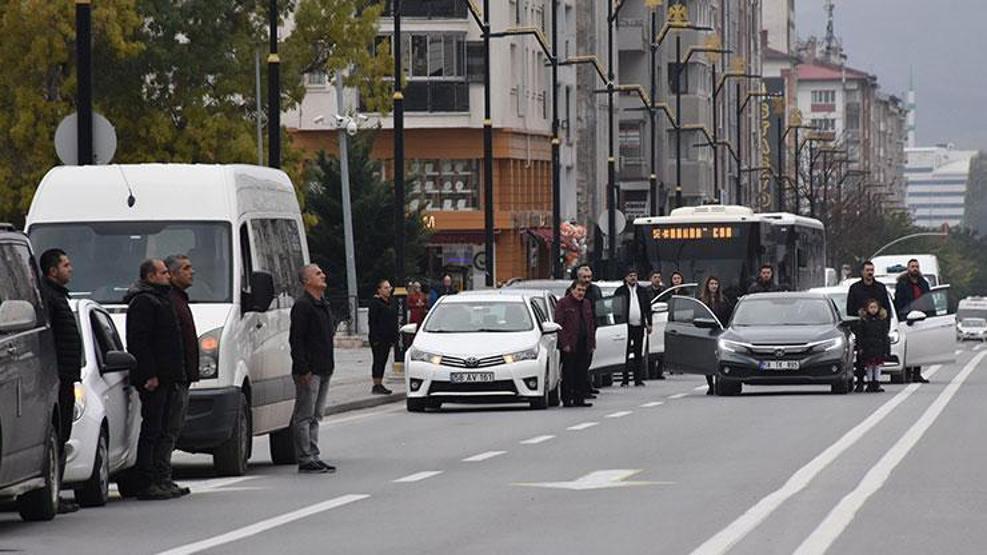 Türkiye Atasını anıyor Yurdun dört bir yanından kareler