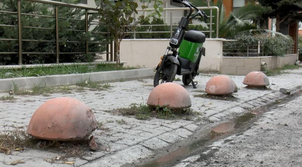 Bakırköyde toz çilesi Vatandaş isyan etti: Nefes alamıyorum