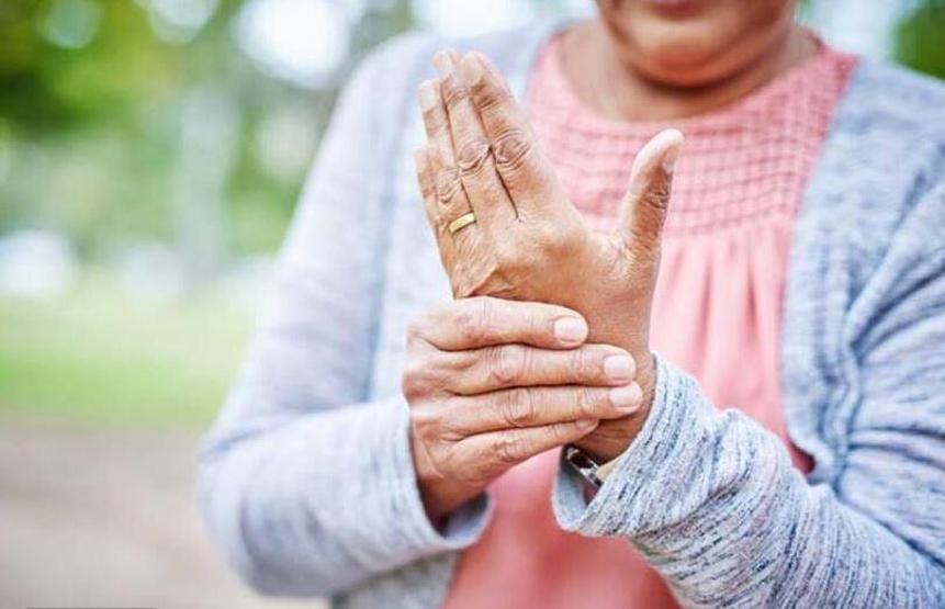 Günde 3 fincan kahve kemik erimesini tetikliyor