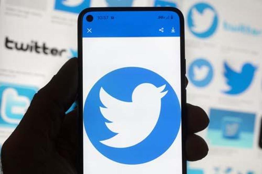 Twitter kontrolü kaybetti: Mavi tik skandalı