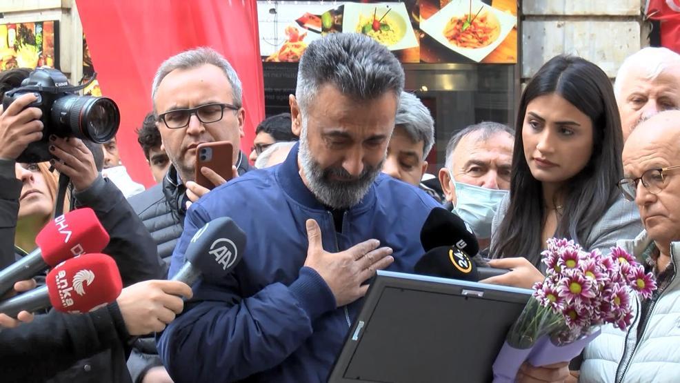 İstiklal Caddesinde en acı an Eşi ve kızını kaybettiği noktaya geldi