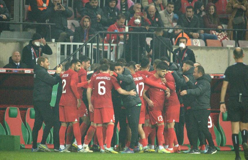 Diyarbakırdaki ilk milli maçı kazandık