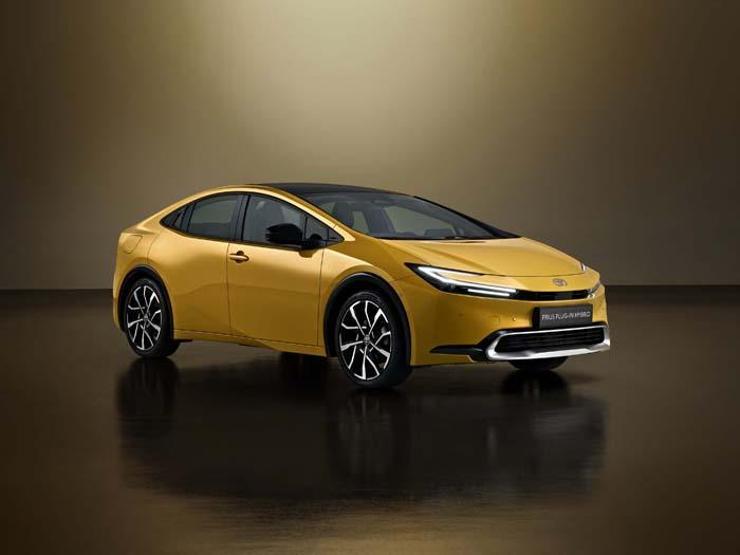 Toyota yeni Prius’u yollara çıkarıyor