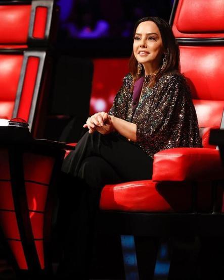 Ebru Gündeşten Armağan Çağlayan’a destek