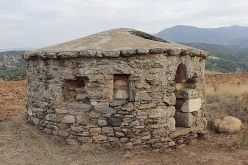 Antik kent definecilerin talanına uğradı