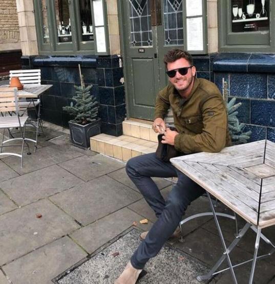 Kıvanç Tatlıtuğun eline yaptırdığı dövmenin sırrı çözüldü