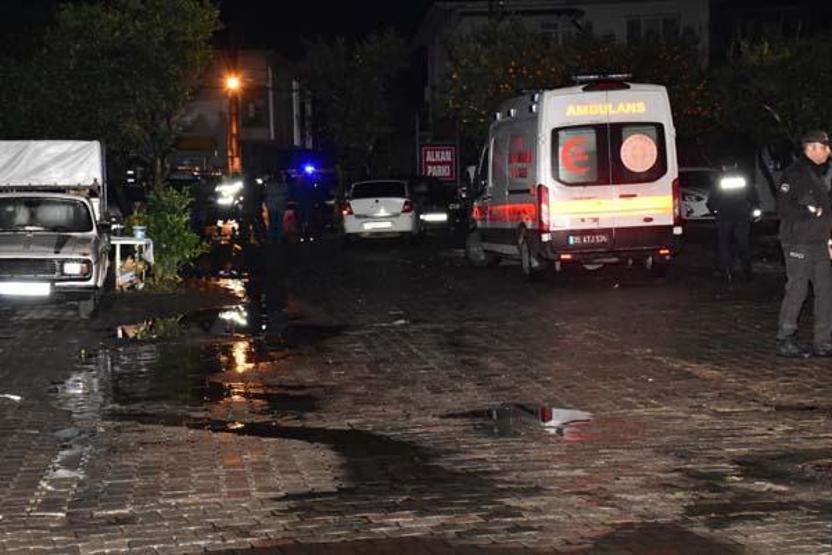İzmir’de sokak ortasında çifte cinayet
