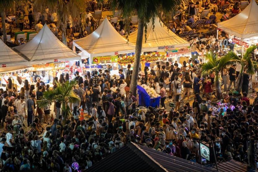 Taylandda renkli görüntüler: Pattaya Havai Fişek Festivali