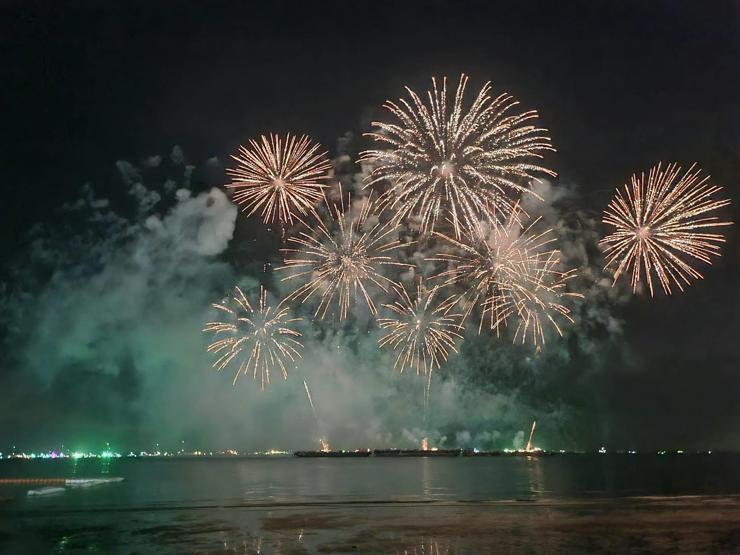 Taylandda renkli görüntüler: Pattaya Havai Fişek Festivali
