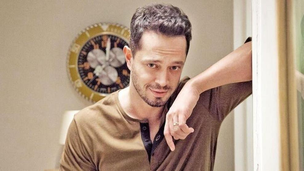 Murat Boz saç ektirdi